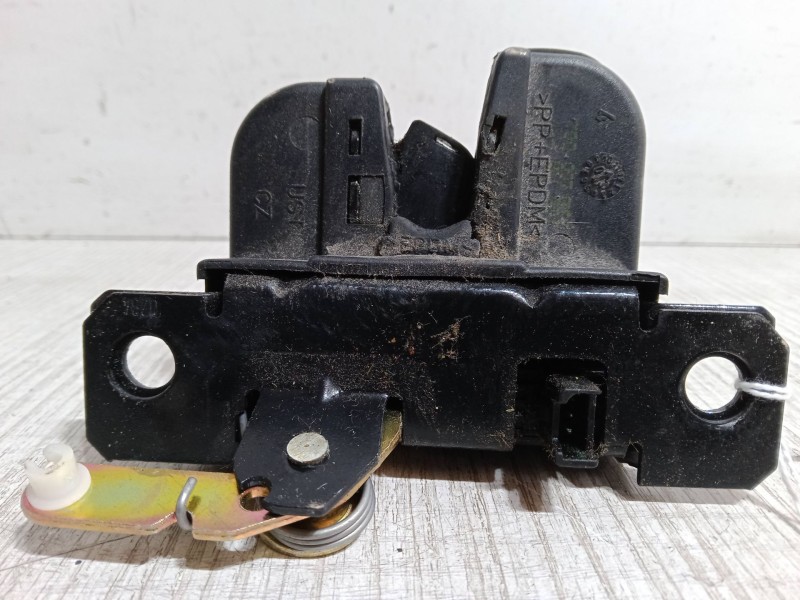 Recambio de cerradura maletero / porton para volkswagen passat b5.5 (3b3) 2.0 referencia OEM IAM   