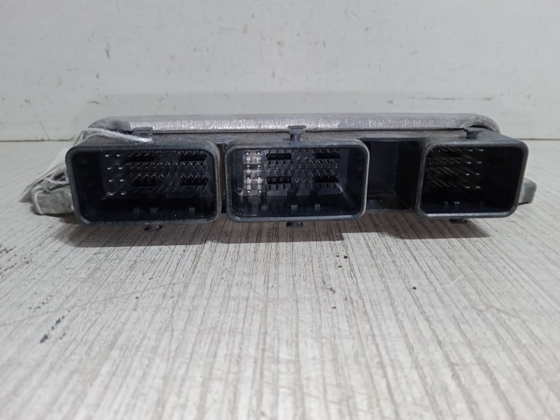 Recambio de centralita motor uce para renault clio iv (bh_) 1.2 16v referencia OEM IAM 237103317R  