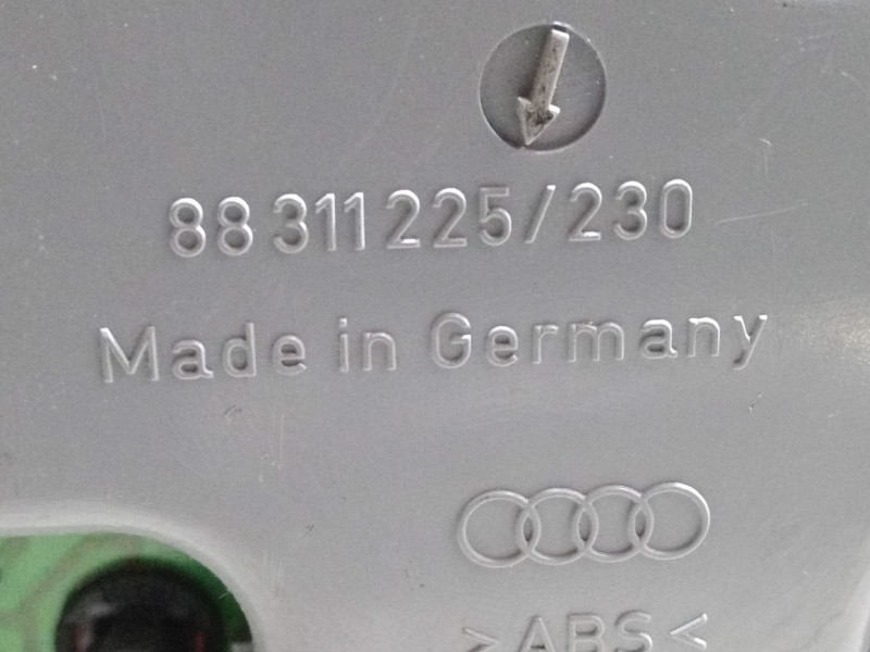 Recambio de cuadro instrumentos para audi a4 b5 (8d2) 1.8 referencia OEM IAM 88311225/230  