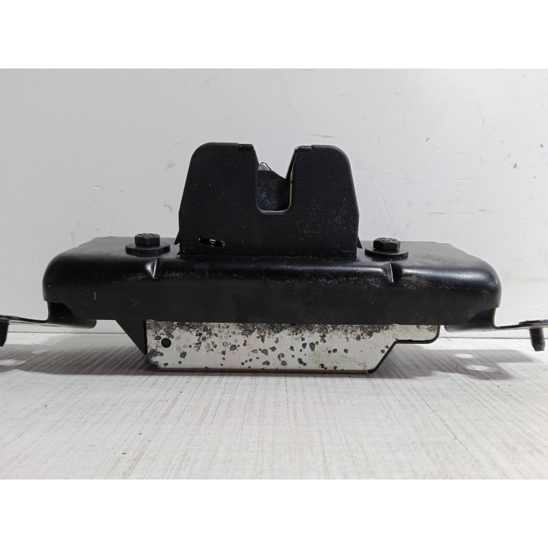 Recambio de cerradura maletero / porton para peugeot 208 i (ca_, cc_) 1.2 vti 82 referencia OEM IAM    Recambio de cerradura maletero / porton para peugeot 208 i (ca_, cc_) 1.2 vti 82 referencia OEM IAM