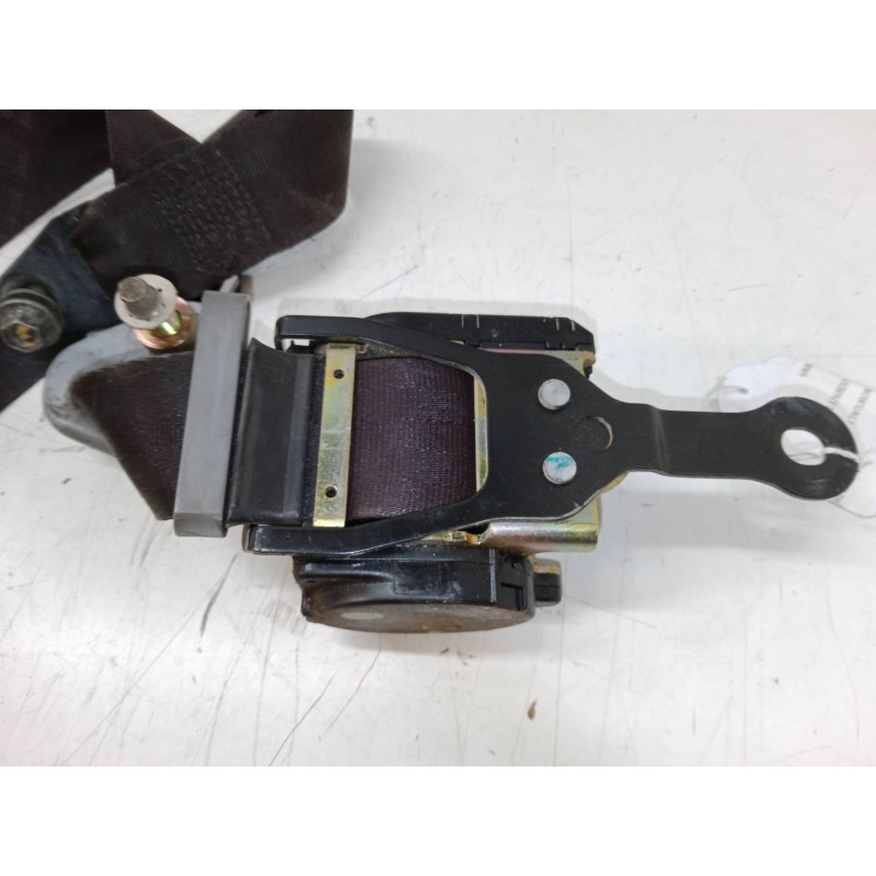 Recambio de cinturon seguridad delantero derecho para nissan vanette cargo furgoneta (hc 23) 2.3 d referencia OEM IAM   