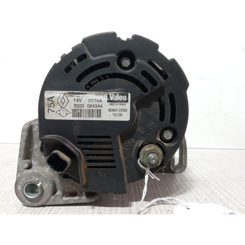 Recambio de alternador para renault twingo i (c06_) 1.2 16v (c06c, c06d, c06k) referencia OEM IAM 82000643442542540D  SG7S012