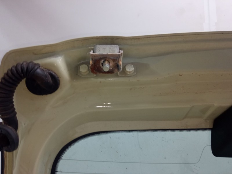 Recambio de porton trasero para nissan micra iii (k12) 1.4 16v referencia OEM IAM   