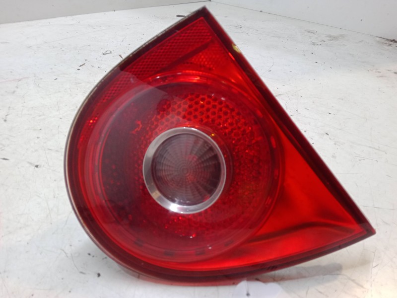 Recambio de piloto trasero porton izquierdo para volkswagen golf v (1k1) 1.9 tdi referencia OEM IAM   