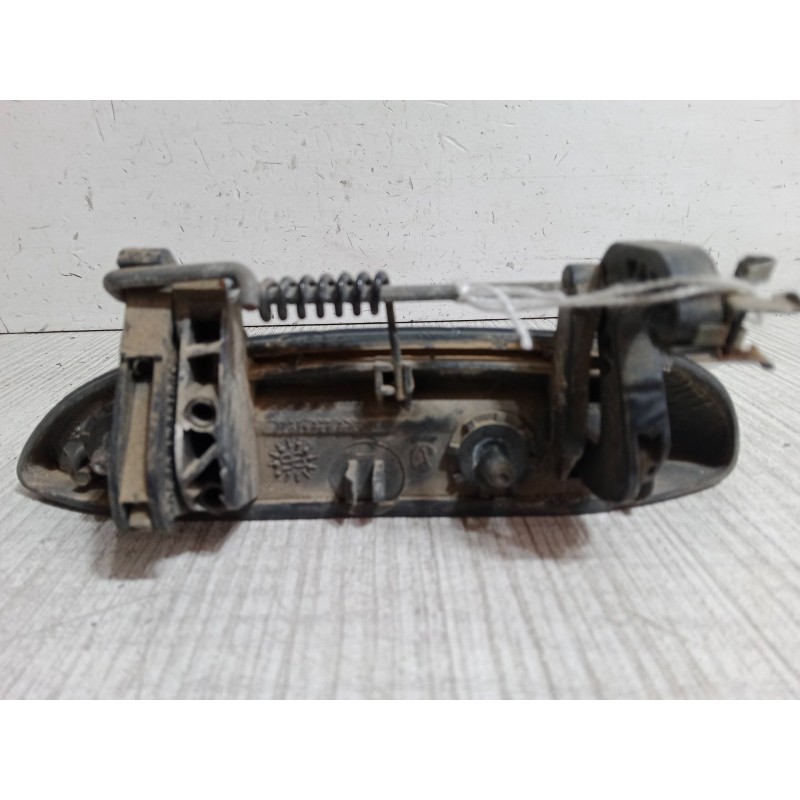 Recambio de maneta exterior puerta trasera izquierda para dacia sandero 1.4 (bs0c, bs0a, bs0g, bs1f, bs0e) referencia OEM IAM   