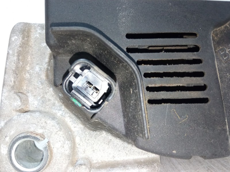Recambio de alternador para renault twingo i (c06_) 1.2 16v (c06c, c06d, c06k) referencia OEM IAM 82000643442542540D  SG7S012