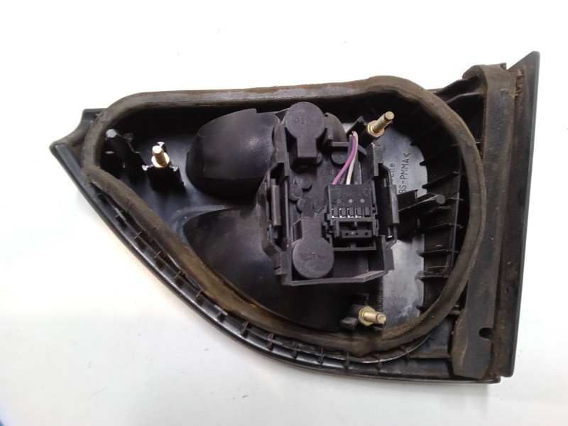 Recambio de piloto trasero porton izquierdo para renault megane i classic (la0/1_) 1.6 e (la0f, la0s) referencia OEM IAM   