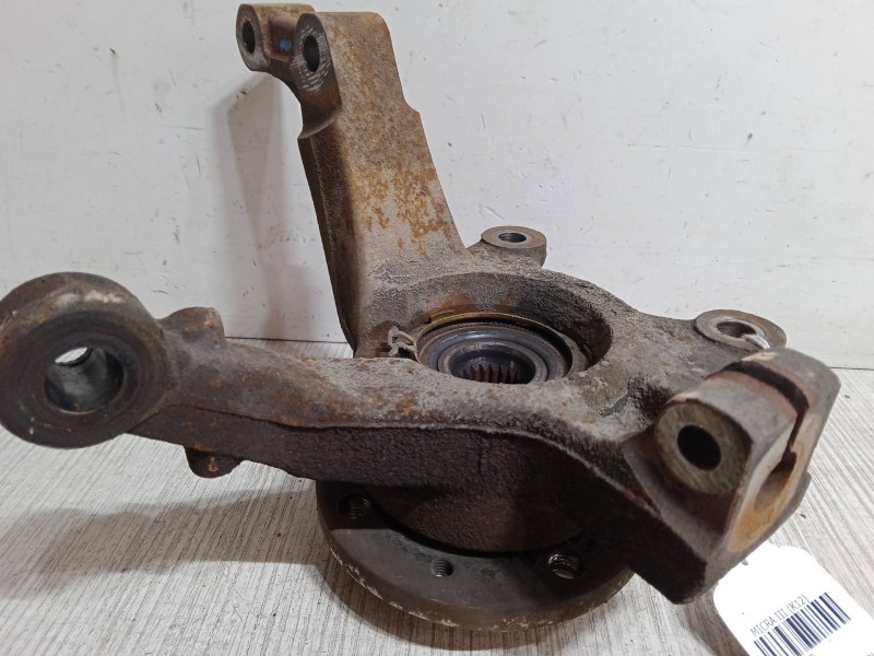 Recambio de mangueta delantera izquierda para nissan micra iii (k12) 1.4 16v referencia OEM IAM   