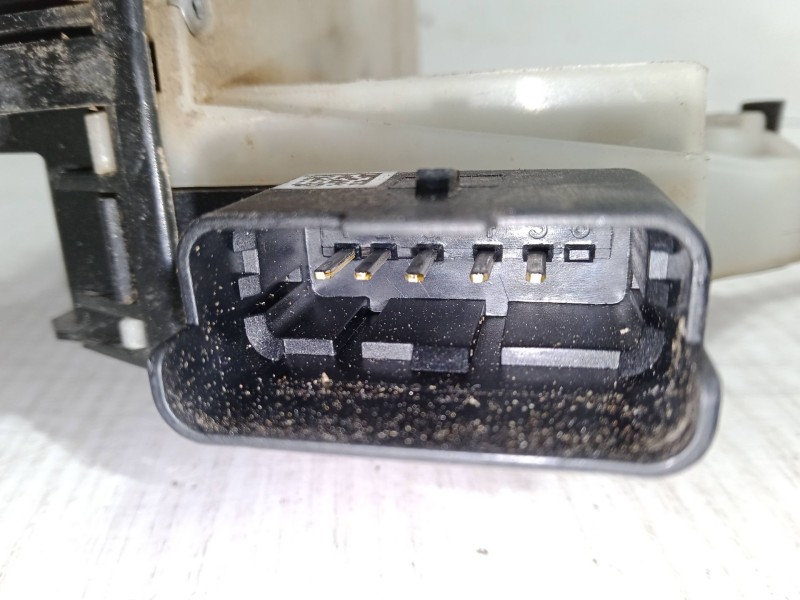 Recambio de cerradura puerta delantera derecha para peugeot 208 i (ca_, cc_) 1.2 vti 82 referencia OEM IAM   