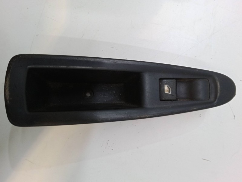 Recambio de mando elevalunas trasero derecho para citroën c4 i (lc_) 1.6 hdi referencia OEM IAM   