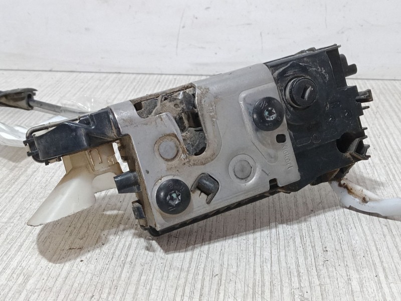 Recambio de cerradura puerta delantera izquierda para peugeot 208 i (ca_, cc_) 1.2 vti 82 referencia OEM IAM 40537192N  