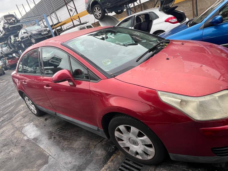 CITROËN C4 I SEDÁN