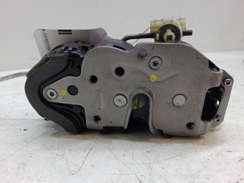 Recambio de cerradura puerta delantera derecha para opel astra j (p10) 1.6 (68) referencia OEM IAM   