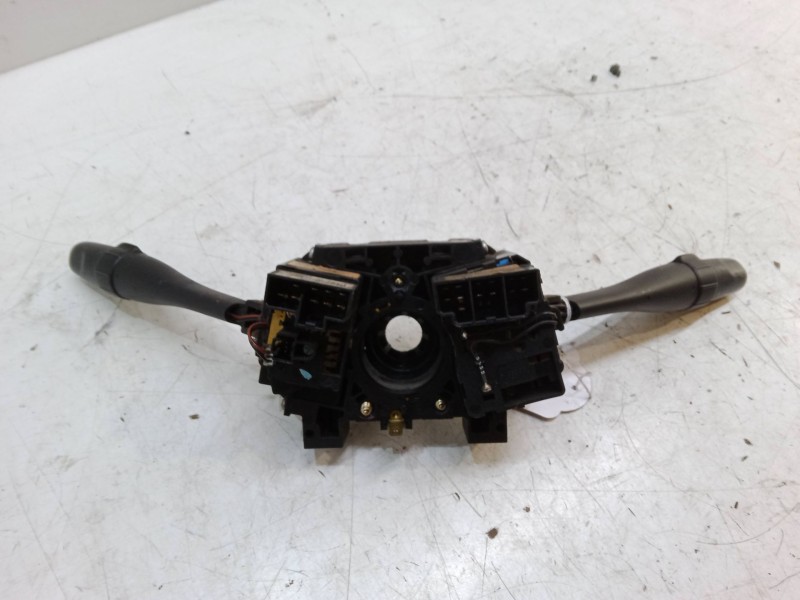 Recambio de mando luces para nissan vanette cargo furgoneta (hc 23) 2.3 d referencia OEM IAM   