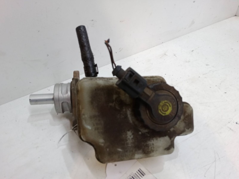 Recambio de bomba freno para volkswagen golf v (1k1) 1.9 tdi referencia OEM IAM   