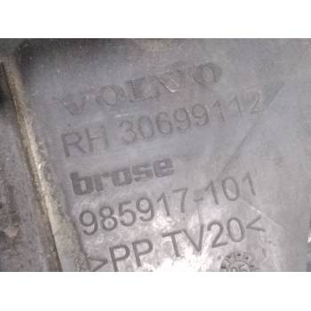 CERRADURA PUERTA TRASERA DERECHA 30699112 