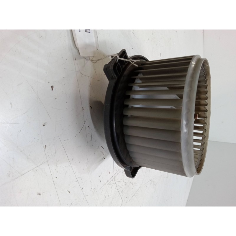 Recambio de motor calefaccion para toyota rav 4 ii (_a2_) 1.8 (zca25_, zca26_) referencia OEM IAM 194000  