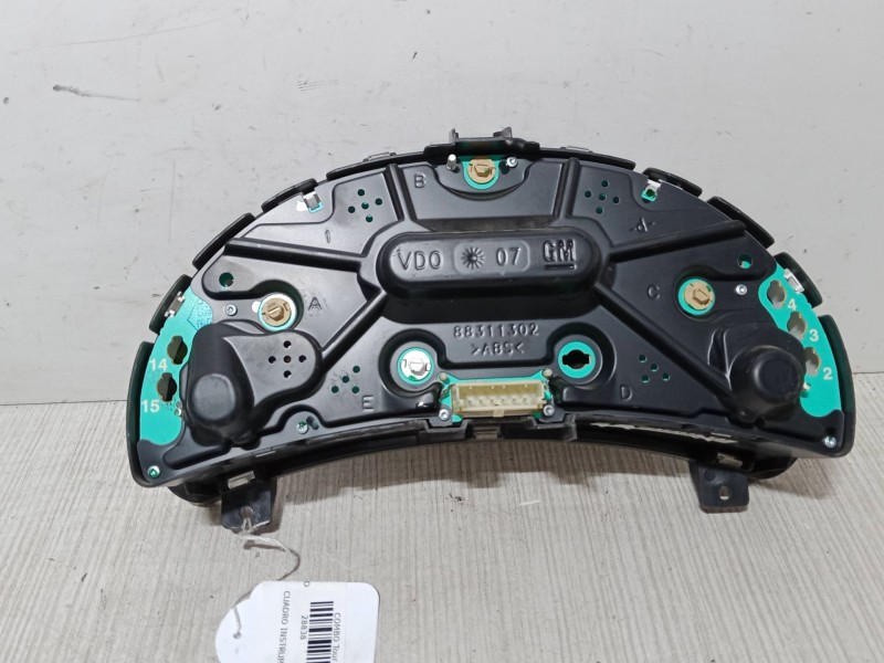 Recambio de cuadro instrumentos para opel combo tour 1.3 cdti 16v referencia OEM IAM   