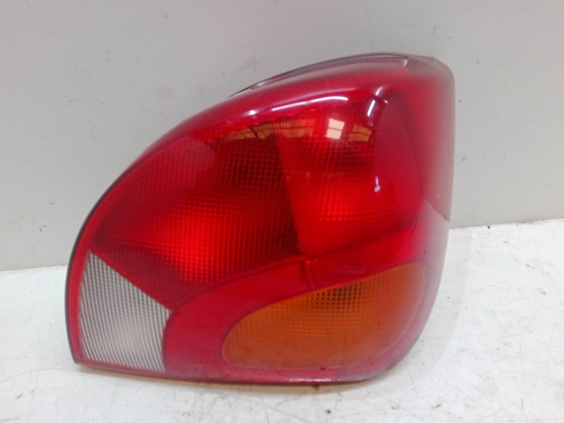 Recambio de piloto trasero derecho para ford fiesta iv (ja_, jb_) 1.8 d referencia OEM IAM   