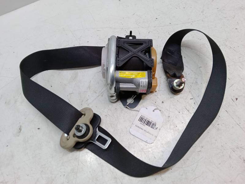 CINTURON SEGURIDAD DELANTERO DERECHO 