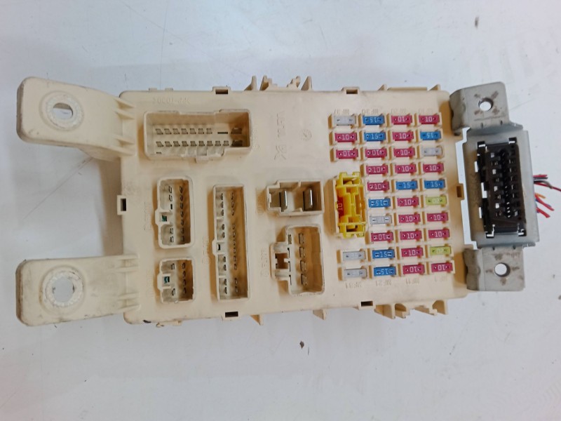 Recambio de caja reles / fusibles para hyundai i20 i (pb, pbt) 1.2 referencia OEM IAM   