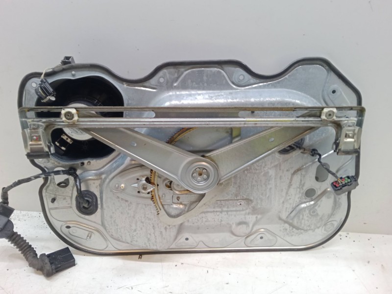Recambio de elevalunas electrico delantero derecho para ford focus ii (da_, hcp, dp) 1.6 ti referencia OEM IAM    Recambio de elevalunas electrico delantero derecho para ford focus ii (da_, hcp, dp) 1.6 ti referencia OEM IAM