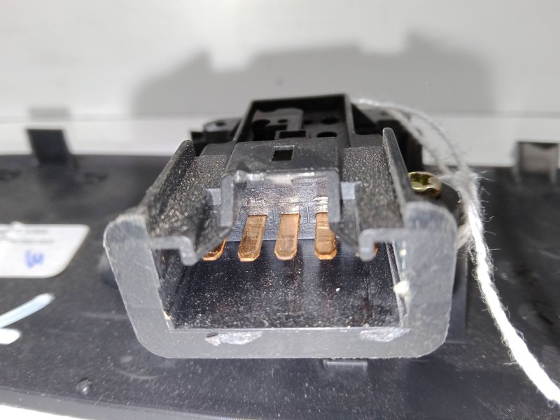 Recambio de mando elevalunas delantero derecho para honda cr-v ii (rd_) 2.2 ctdi (rd9) referencia OEM IAM   