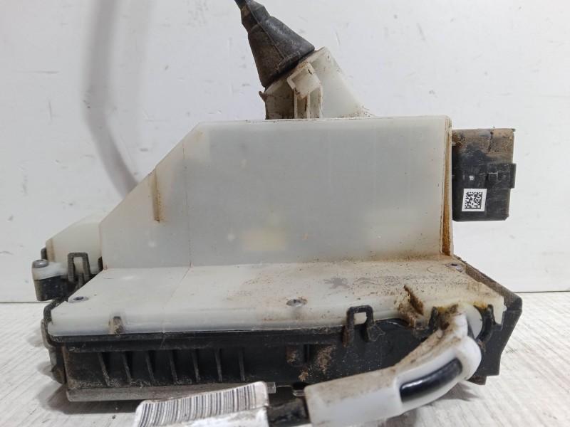 Recambio de cerradura puerta trasera derecha para peugeot 208 i (ca_, cc_) 1.2 vti 82 referencia OEM IAM   