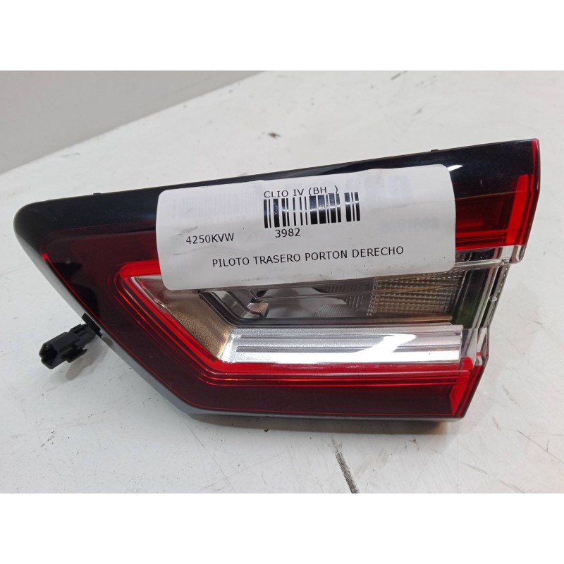 Recambio de piloto trasero porton derecho para renault clio iv (bh_) 0.9 tce 90 referencia OEM IAM   