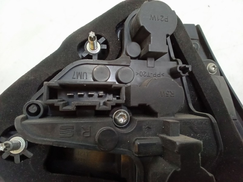 Recambio de piloto trasero porton derecho para seat toledo iv (kg3) 1.6 tdi referencia OEM IAM   