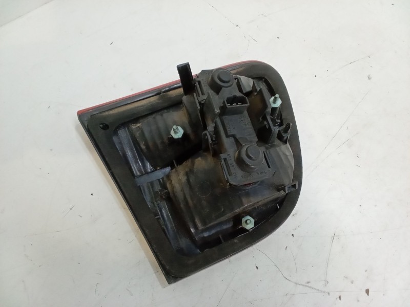 Recambio de piloto trasero derecho para seat leon (1m1) 1.6 16 v referencia OEM IAM   