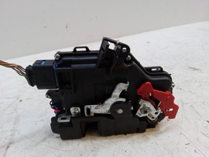 Recambio de cerradura puerta delantera derecha para seat toledo iii (5p2) 2.0 fsi referencia OEM IAM   