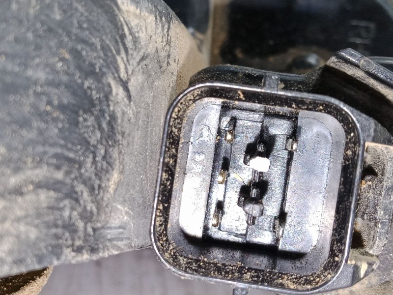 Recambio de cerradura puerta trasera derecha para ssangyong rodius i 2.7 xdi referencia OEM IAM   
