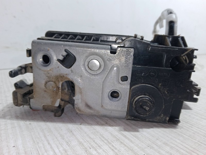 Recambio de cerradura puerta trasera derecha para peugeot 208 i (ca_, cc_) 1.2 vti 82 referencia OEM IAM   