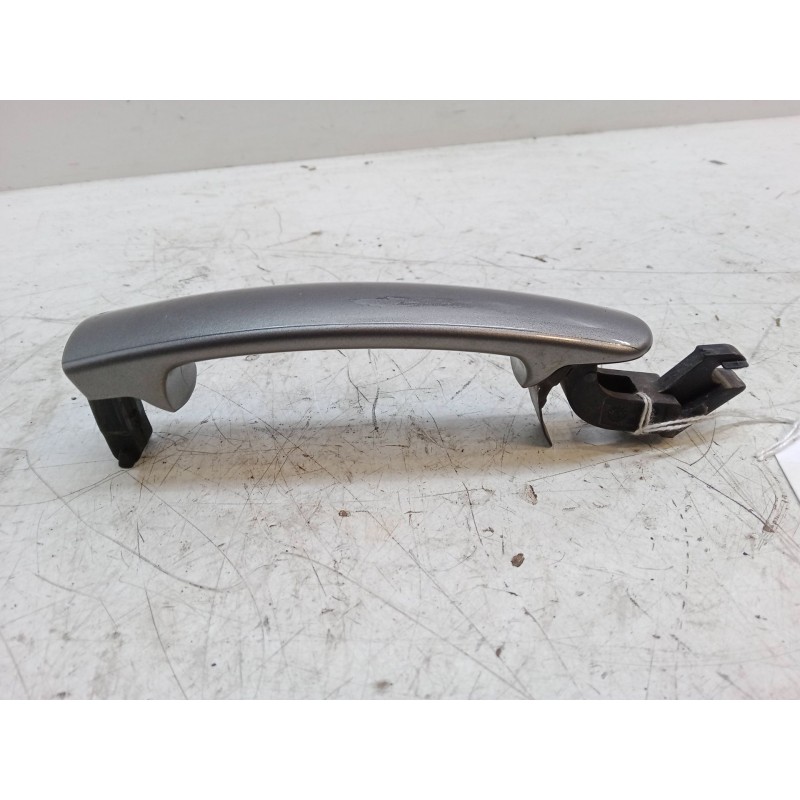 Recambio de maneta exterior puerta delantera derecha para seat toledo iii (5p2) 2.0 fsi referencia OEM IAM   