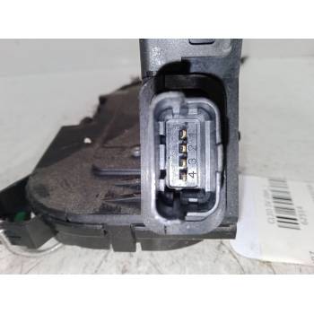 CERRADURA PUERTA TRASERA DERECHA 825000767R 