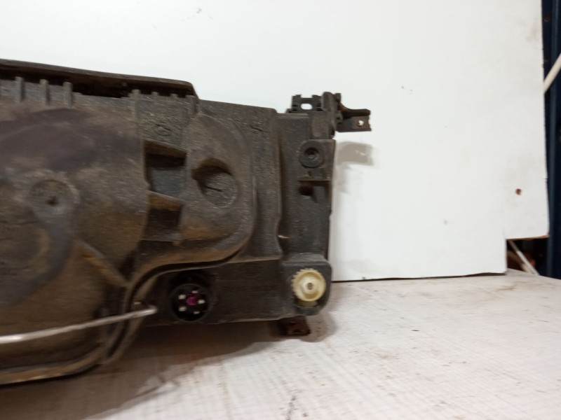 Recambio de faro derecho para audi a6 c4 avant (4a5) 2.6 quattro referencia OEM IAM   