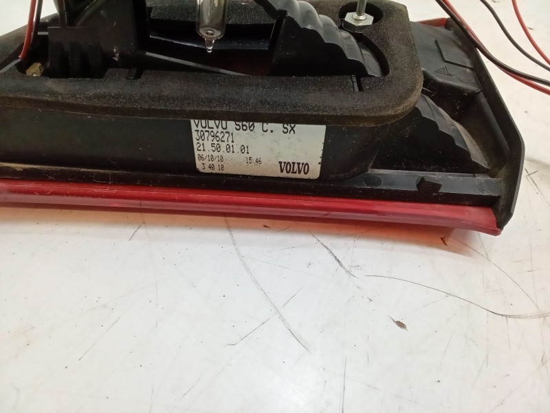 Recambio de piloto trasero porton izquierdo para volvo s60 ii (134) d3 referencia OEM IAM   