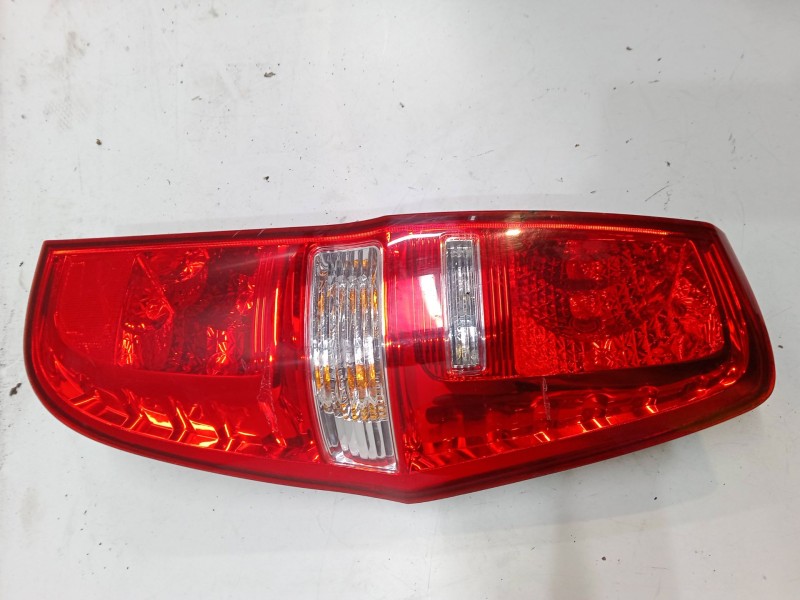 Recambio de piloto trasero derecho para hyundai h-1 travel (tq) 2.5 crdi referencia OEM IAM   