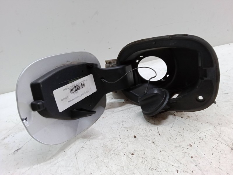 Recambio de tapa exterior combustible para renault modus / grand modus (f/jp0_) 1.5 dci 90 referencia OEM IAM    Recambio de tapa exterior combustible para renault modus / grand modus (f/jp0_) 1.5 dci 90 referencia OEM IAM