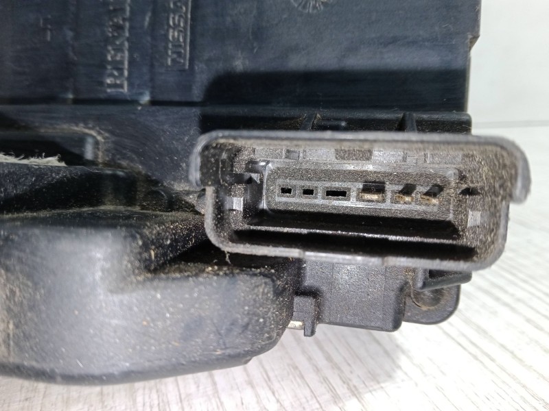 Recambio de cerradura puerta trasera izquierda para renault koleos i (hy_) 2.0 dci (hy0k) referencia OEM IAM   