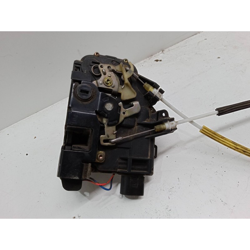 Recambio de cerradura puerta trasera izquierda para audi a6 c5 (4b2) 2.5 tdi quattro referencia OEM IAM   