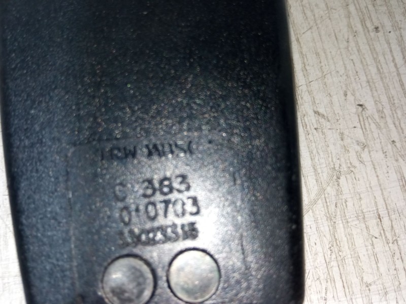 Recambio de anclaje cinturon delantero derecho para fiat stilo van (192_) 1.9 jtd (192dxe1a) referencia OEM IAM   