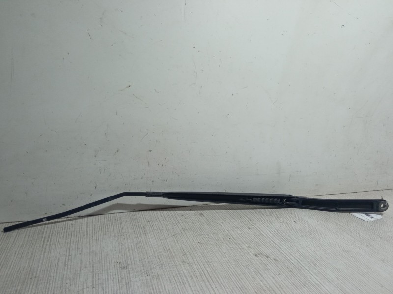 Recambio de brazo limpia delantero derecho para renault clio iv (bh_) 1.2 16v referencia OEM IAM   