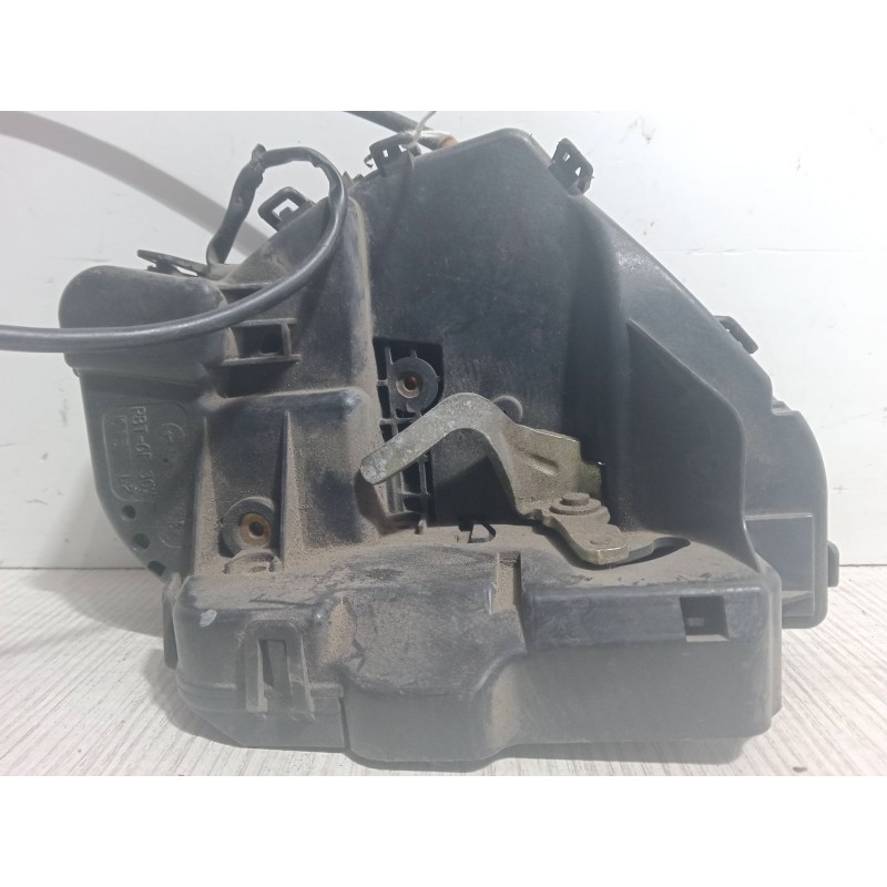 Recambio de cerradura puerta trasera izquierda para mercedes-benz clase c (w203) c 200 cdi (203.004) referencia OEM IAM   