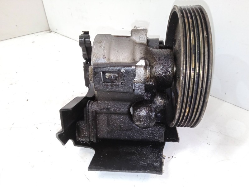 Recambio de bomba servodireccion para peugeot 206 cc (2d) 1.6 16v (2dnfuf, 2dnfur) referencia OEM IAM 9662127480  26079836QN