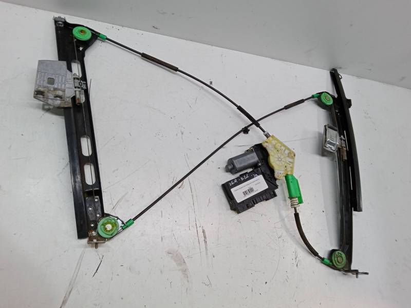 ELEVALUNAS ELECTRICO DELANTERO DERECHO 