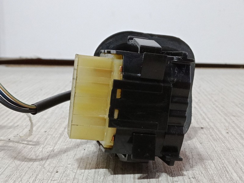 Recambio de mando limpiaparabrisas para chevrolet lacetti (j200) 1.4 16v referencia OEM IAM 96552843 52133A-1000 DD 