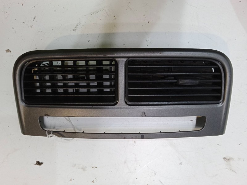 Recambio de aireador central para fiat grande punto van (199_) 1.3 jtd multijet (199cxc1a) referencia OEM IAM   