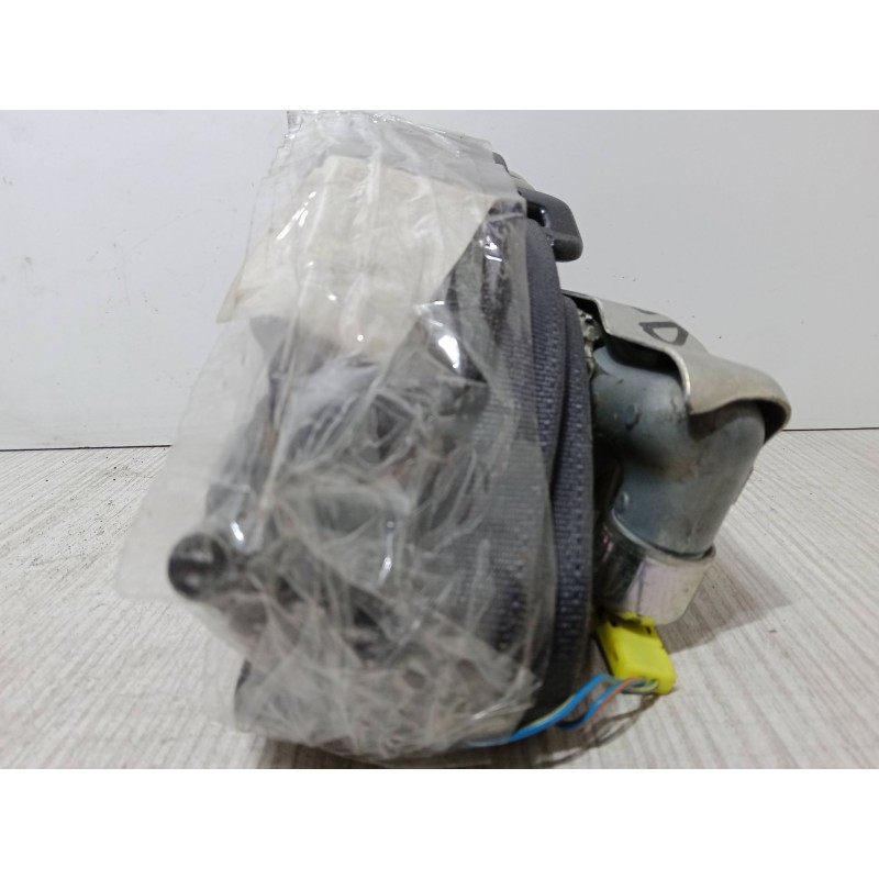 Recambio de cinturon con pretensor delantero derecho para subaru justy iii (g3x) 1.5 awd (g3x413) referencia OEM IAM   